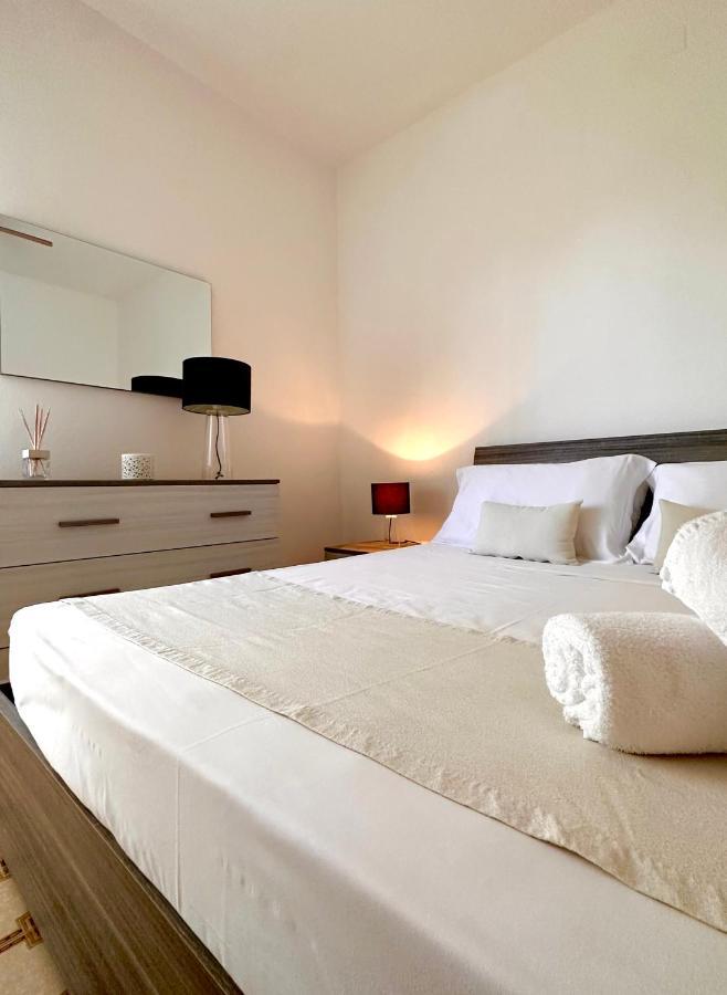 Sea Rocks House Villa Olbia Bagian luar foto